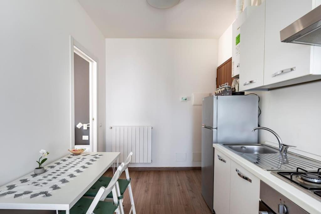 Clelia'S Apartment Como Eksteriør bilde